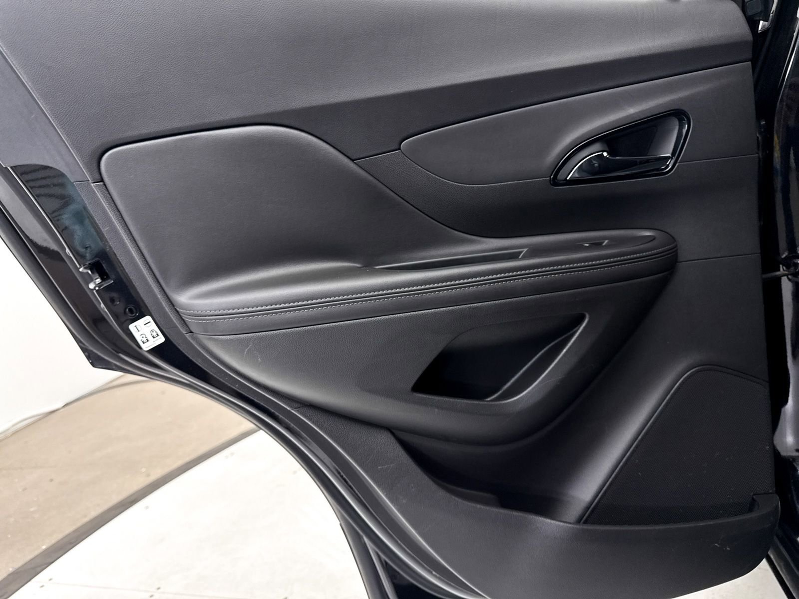 Used 2018 Buick Encore Preferred image 28