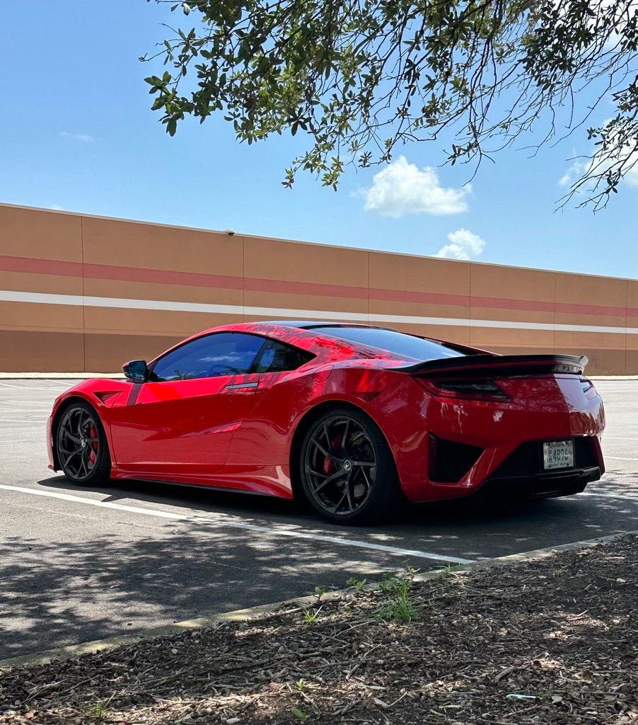 Used 2017 Acura NSX AWD/4WD image 3