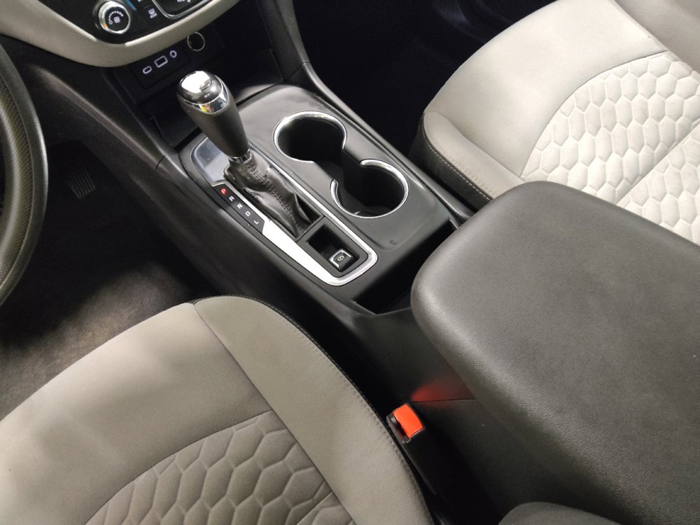 Used 2019 Chevrolet Equinox LS w/ LS Convenience Package FWD image 26