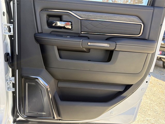 New 2026 RAM 2500 Limited image 16