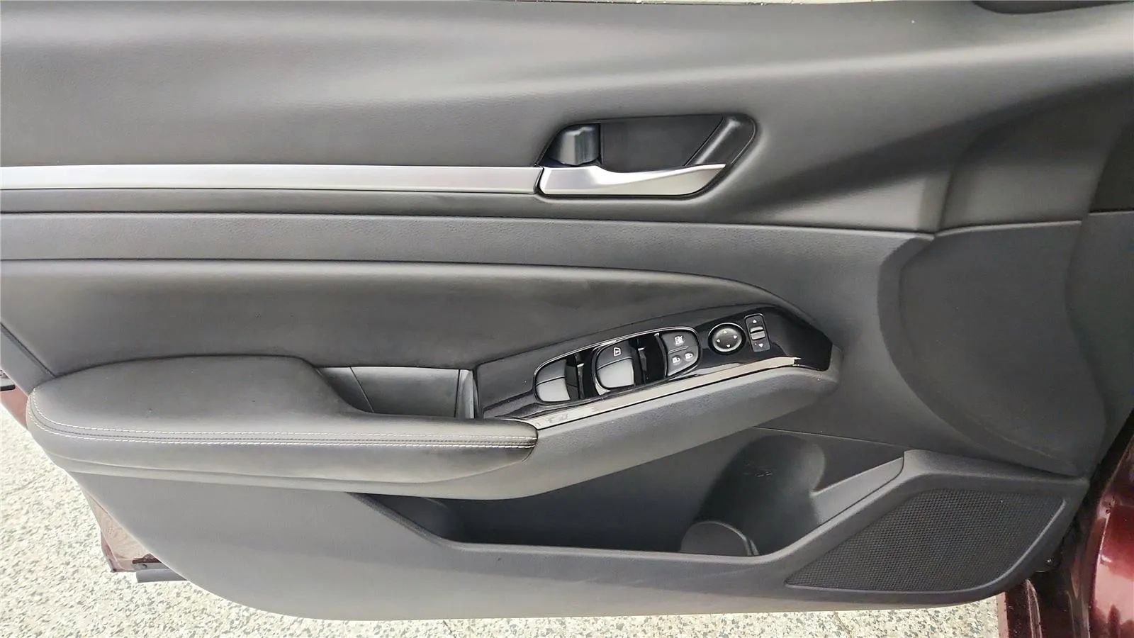 Used 2023 Nissan Altima 2.5 SV image 31