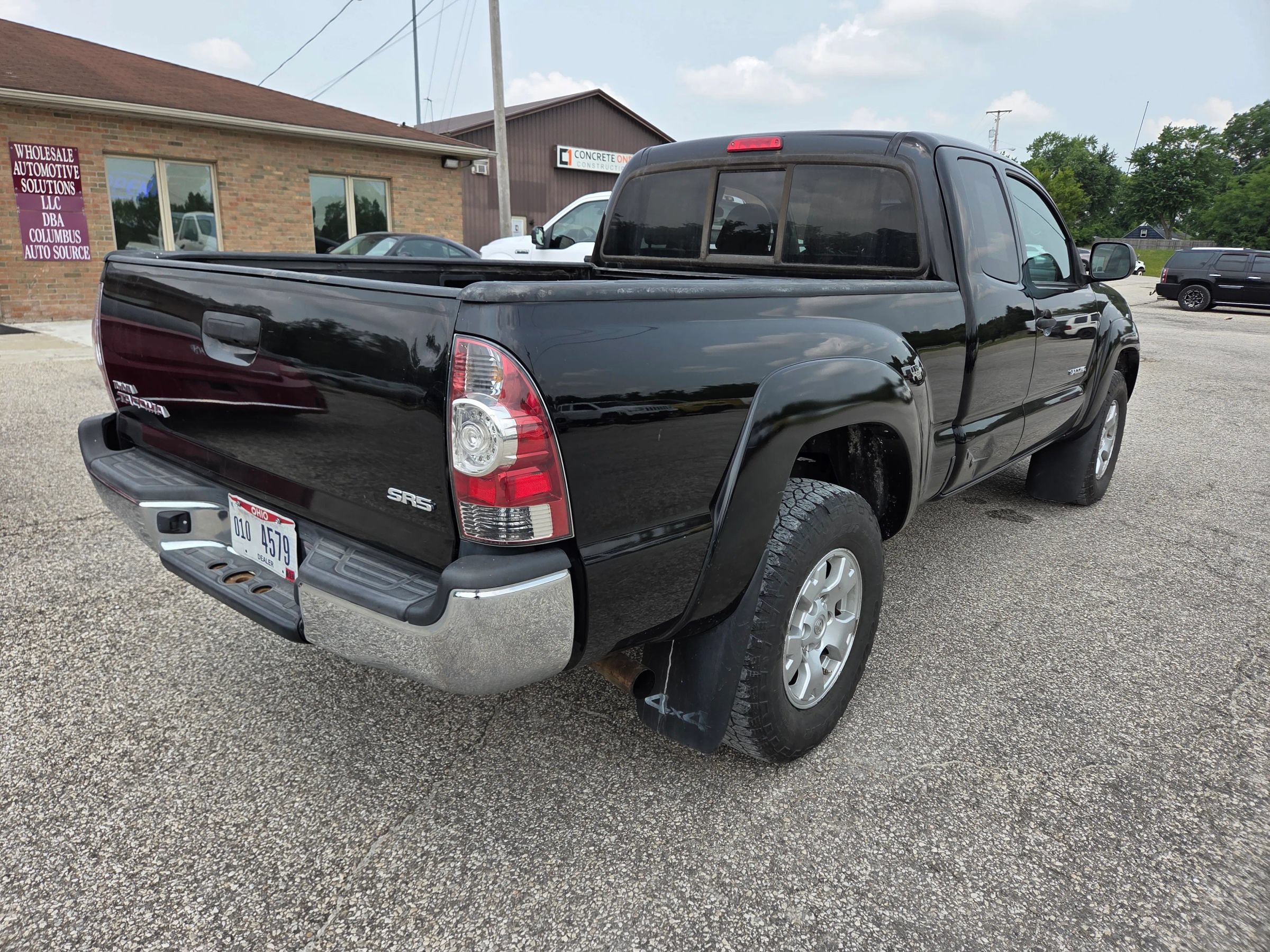 Used 2011 Toyota Tacoma 4x4 Access Cab w/ SR5 Pkg #2 image 5