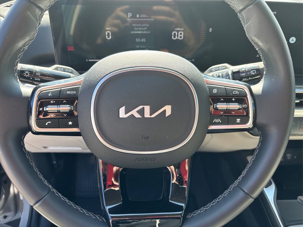 Certified 2025 Kia Sorento S image 22