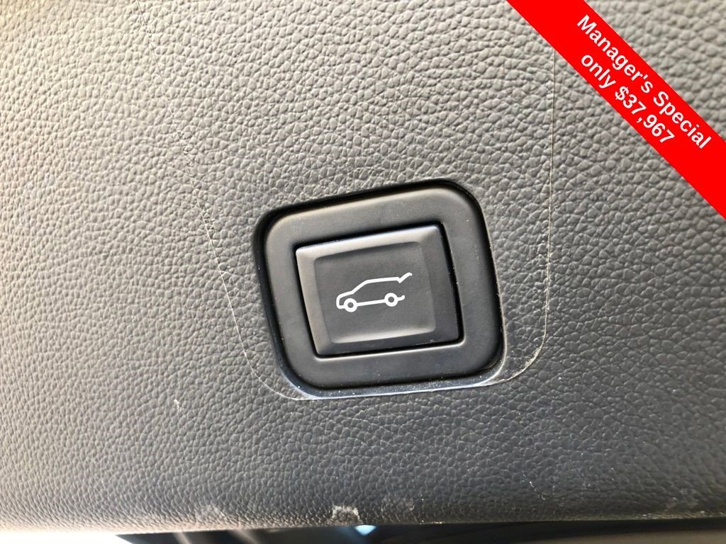 Certified 2024 Chevrolet Traverse RS image 9