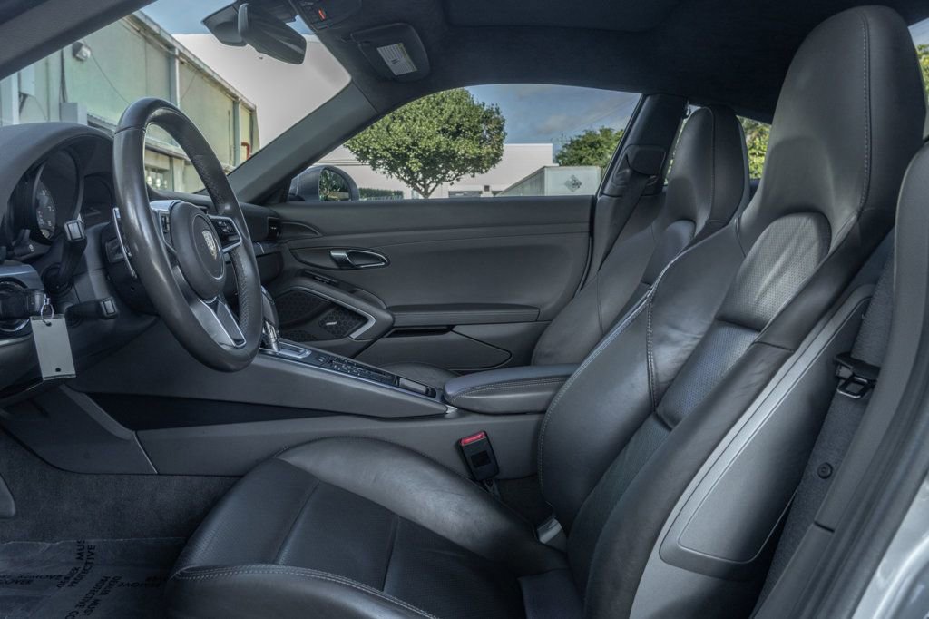 Used 2017 Porsche 911 Carrera 4S image 15