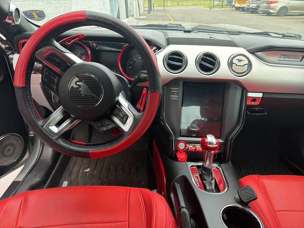 Used 2016 Ford Mustang Premium RWD image 6