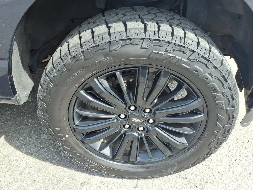 Used 2024 Ford F150 Platinum w/ Equipment Group 702A High AWD/4WD image 12