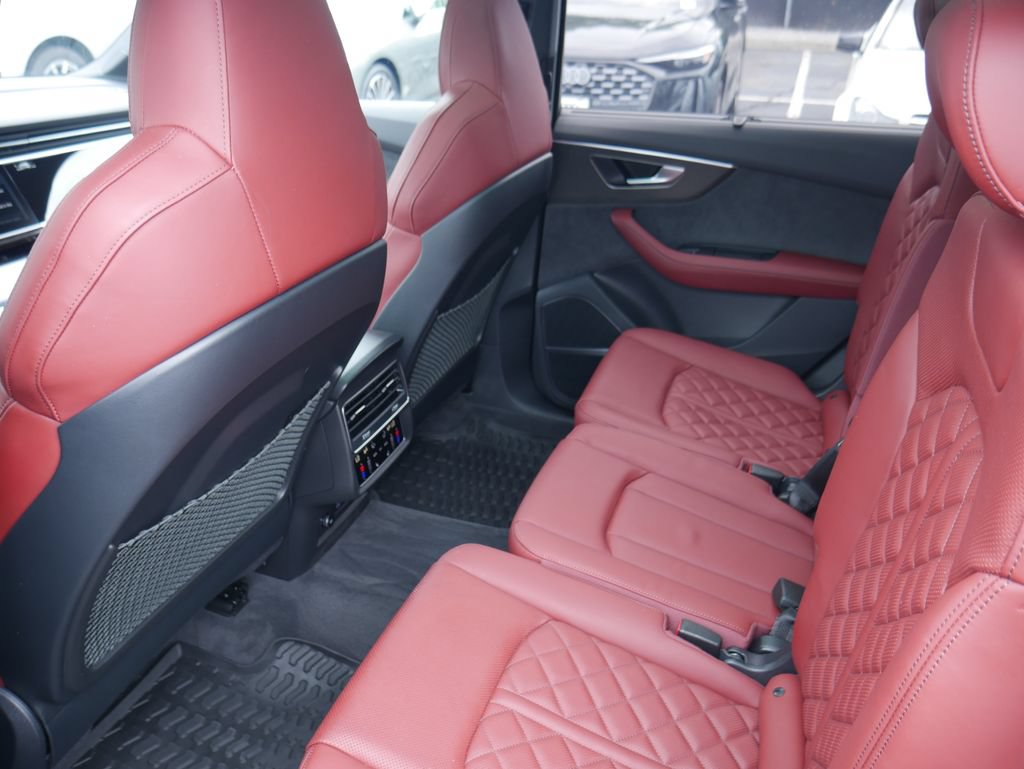 Certified 2023 Audi SQ7 Prestige w/ Prestige Package AWD/4WD image 21