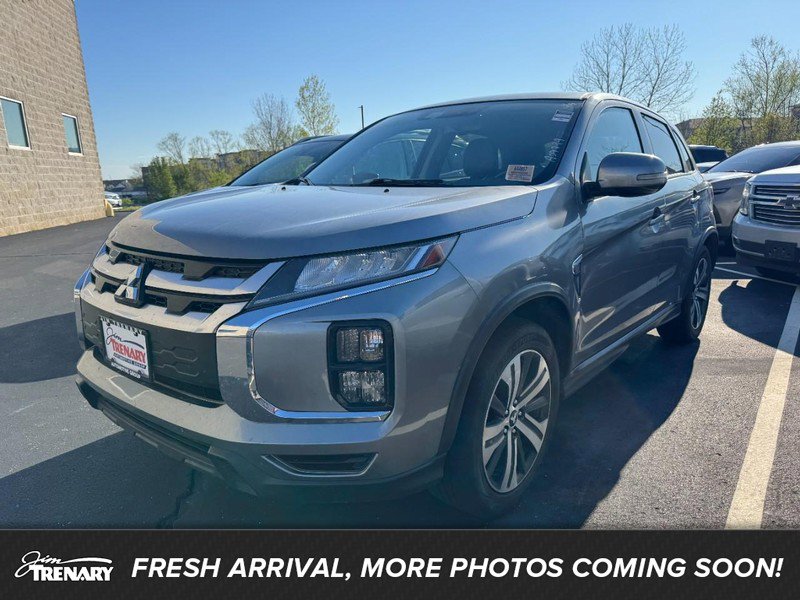 Used 2022 Mitsubishi Outlander Sport SE image 1