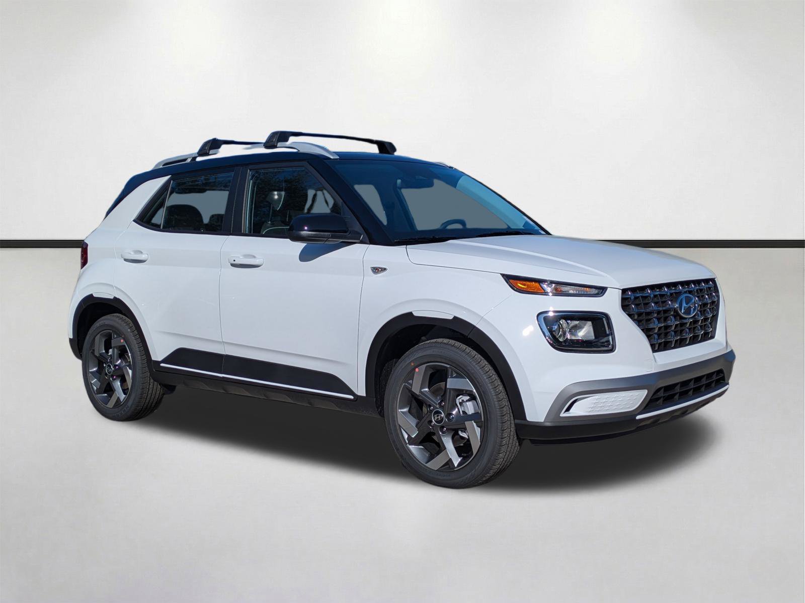 New 2026 Hyundai Venue SEL FWD image 2