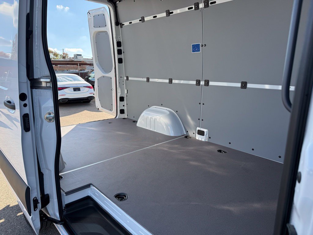 New 2026 Mercedes-Benz Sprinter 2500 image 26