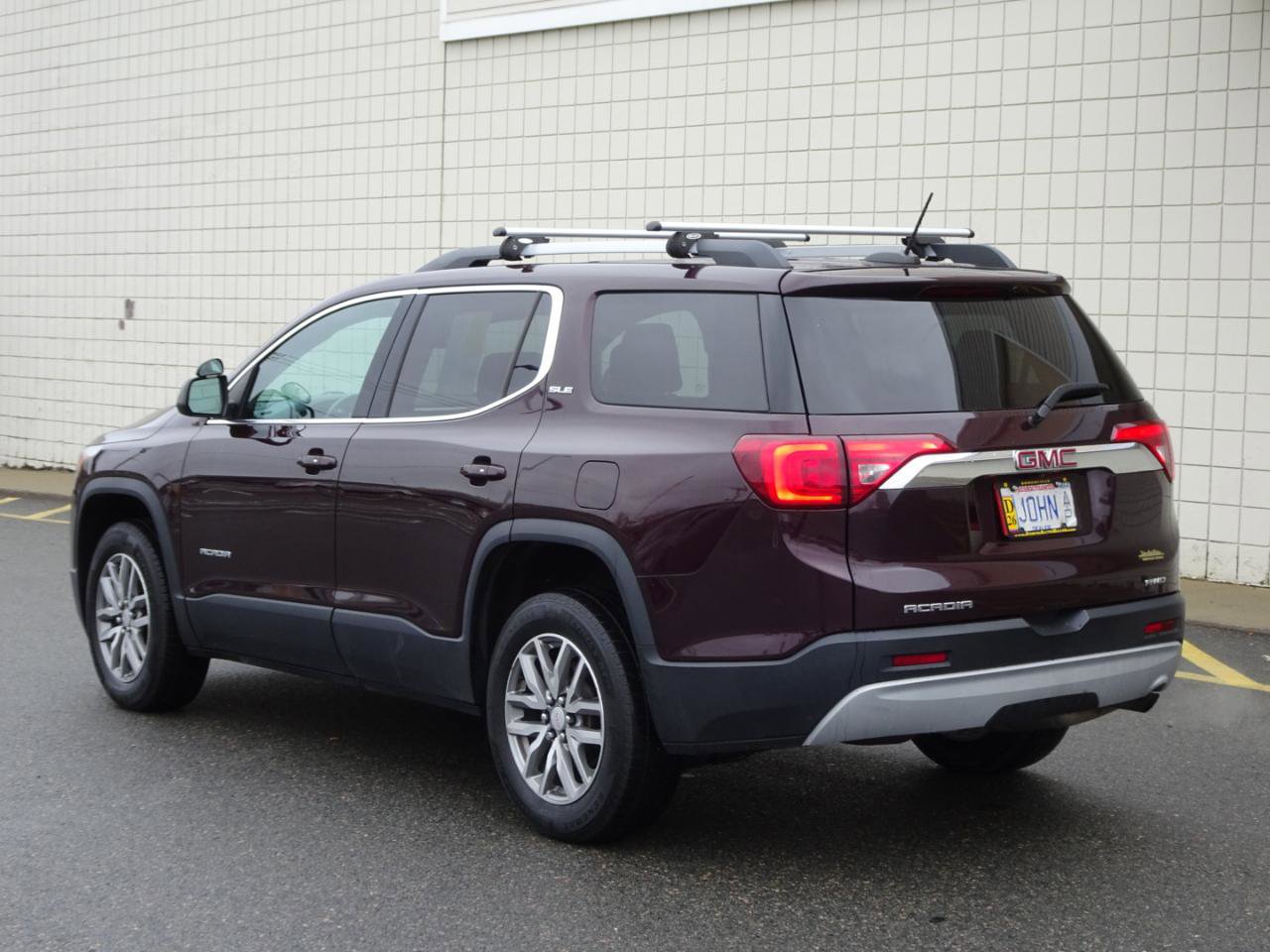 Used 2017 GMC Acadia SLE AWD/4WD image 5