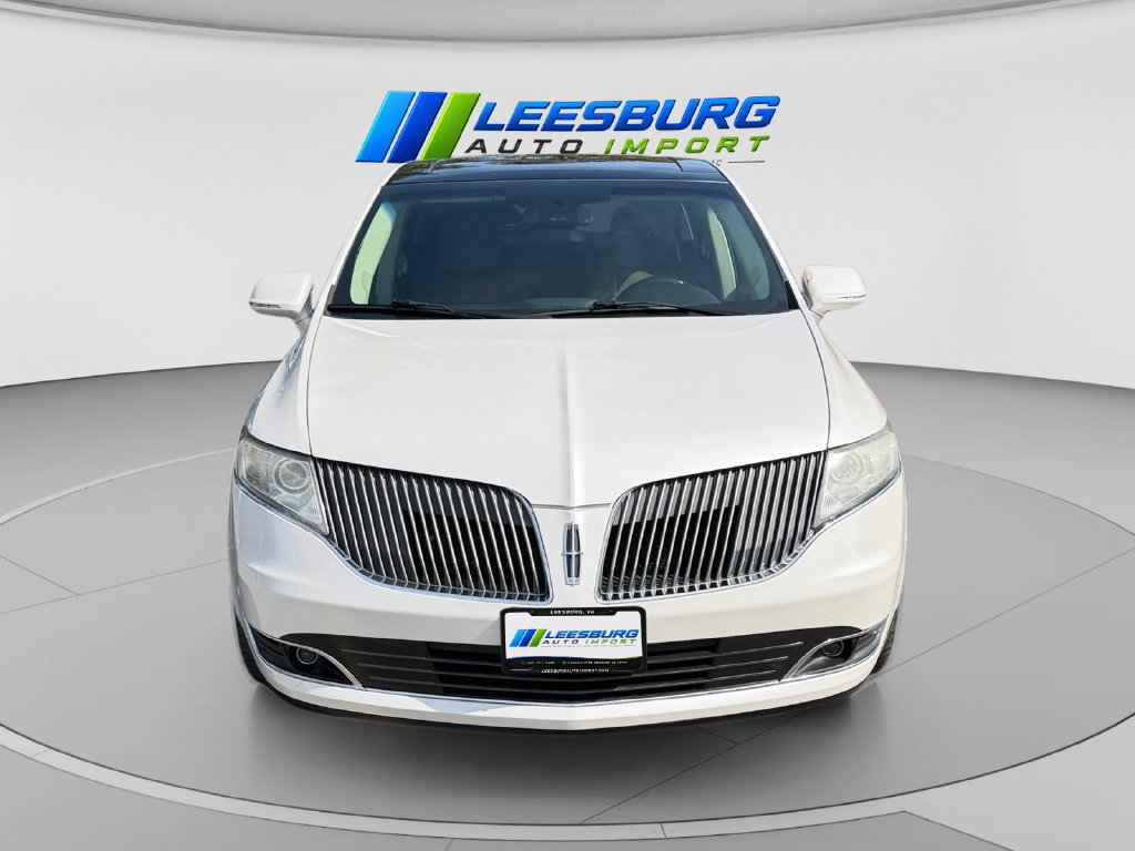 Used 2013 Lincoln MKT AWD image 8