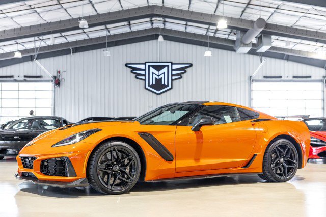 Used 2019 Chevrolet Corvette ZR1 RWD image 1