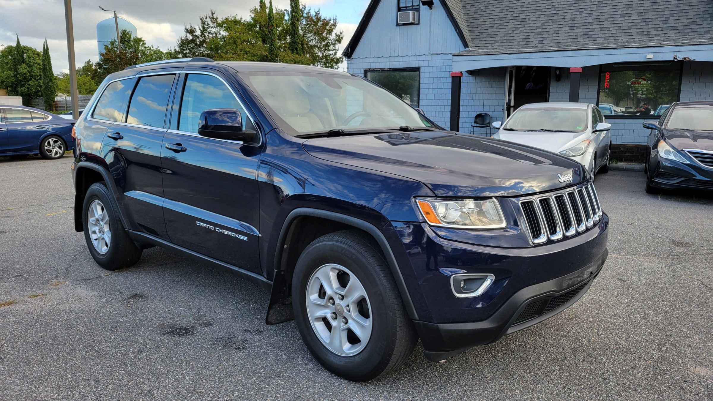 Used 2014 Jeep Grand Cherokee Laredo w/ Quick Order Package 23E image 6