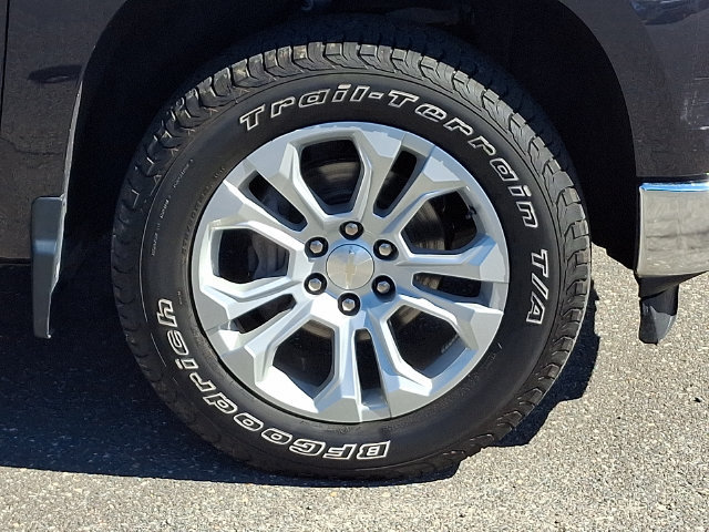 Used 2022 Chevrolet Silverado 1500 LTZ w/ LTZ Convenience Package II AWD/4WD image 29