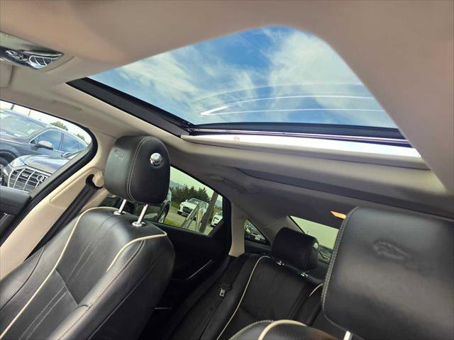 Used 2017 Jaguar XJ R-Sport image 25