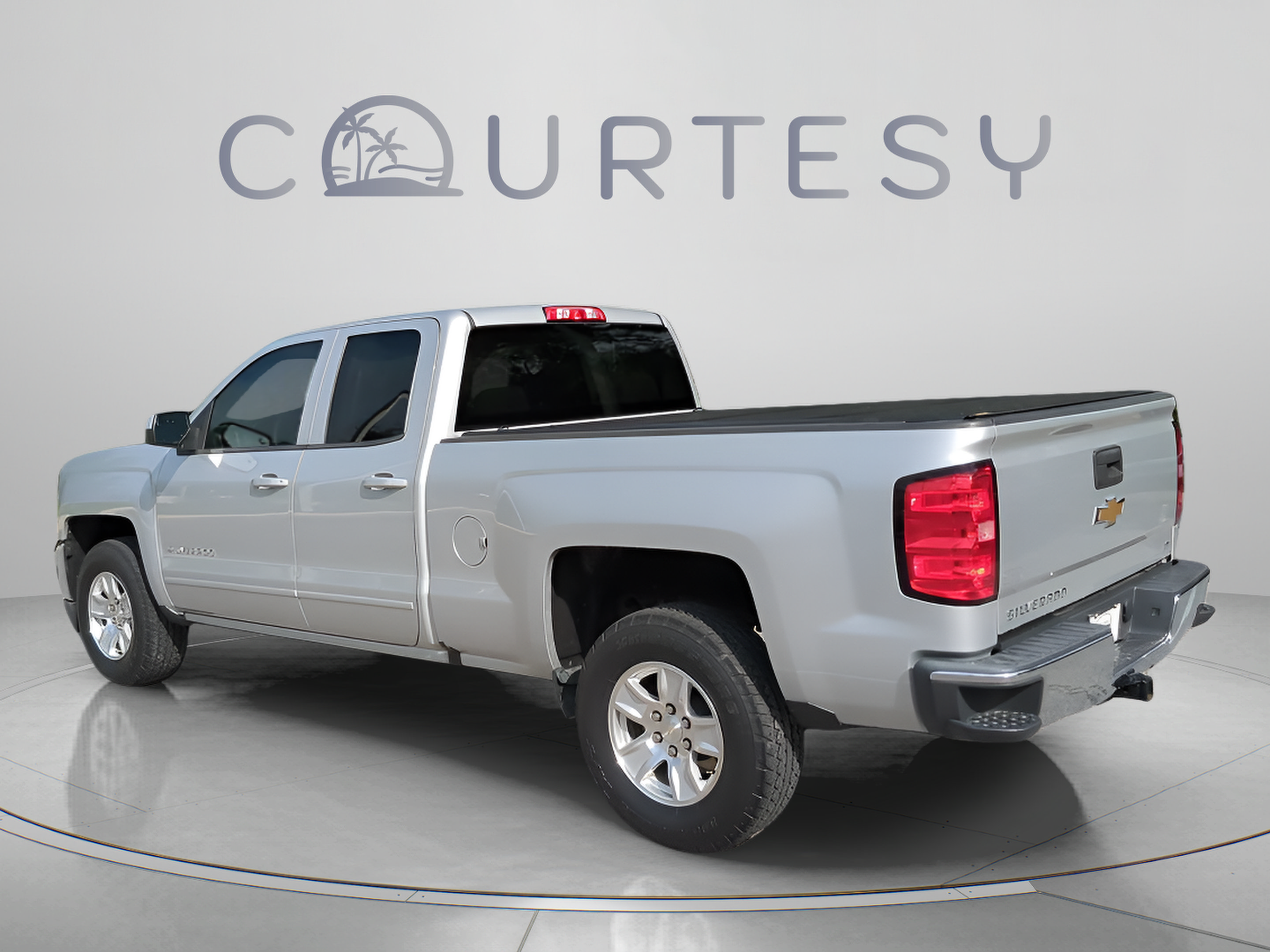 Used 2017 Chevrolet Silverado 1500 LT w/ All Star Edition RWD image 4