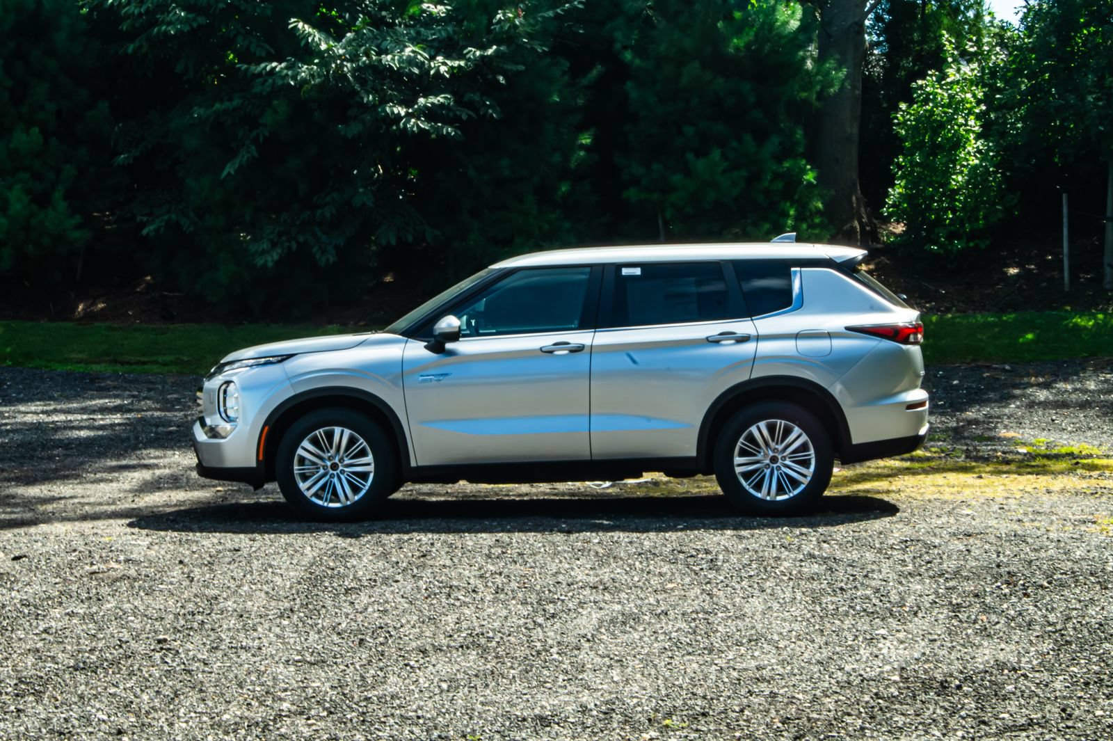 New 2025 Mitsubishi Outlander ES AWD/4WD image 4