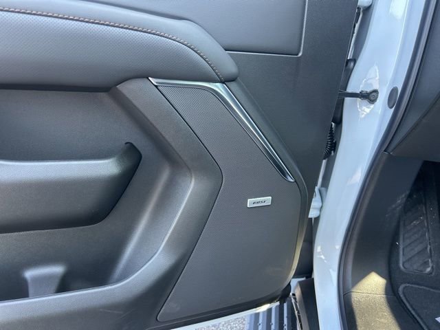 New 2026 Chevrolet Tahoe High Country AWD/4WD image 14