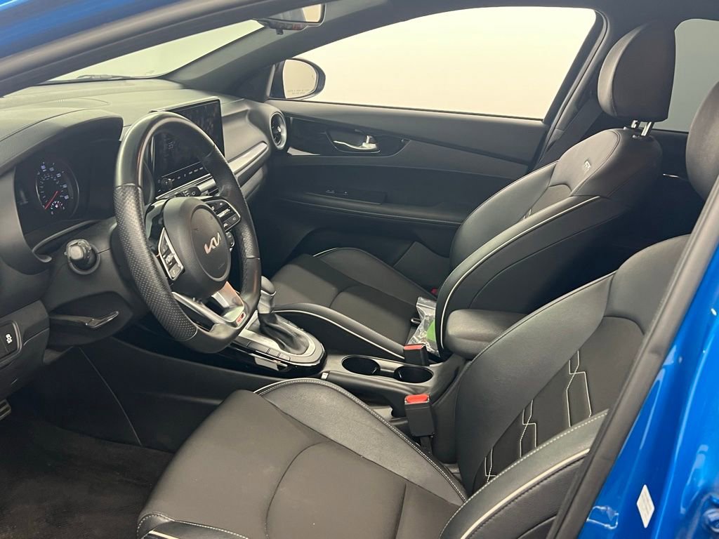 Used 2023 Kia Forte GT-Line FWD image 9