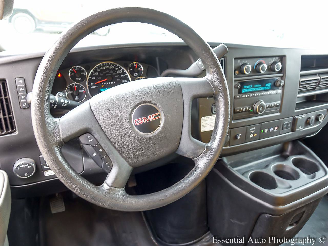 Used 2021 GMC Savana 3500 Extended w/ Power Convenience Package RWD image 13