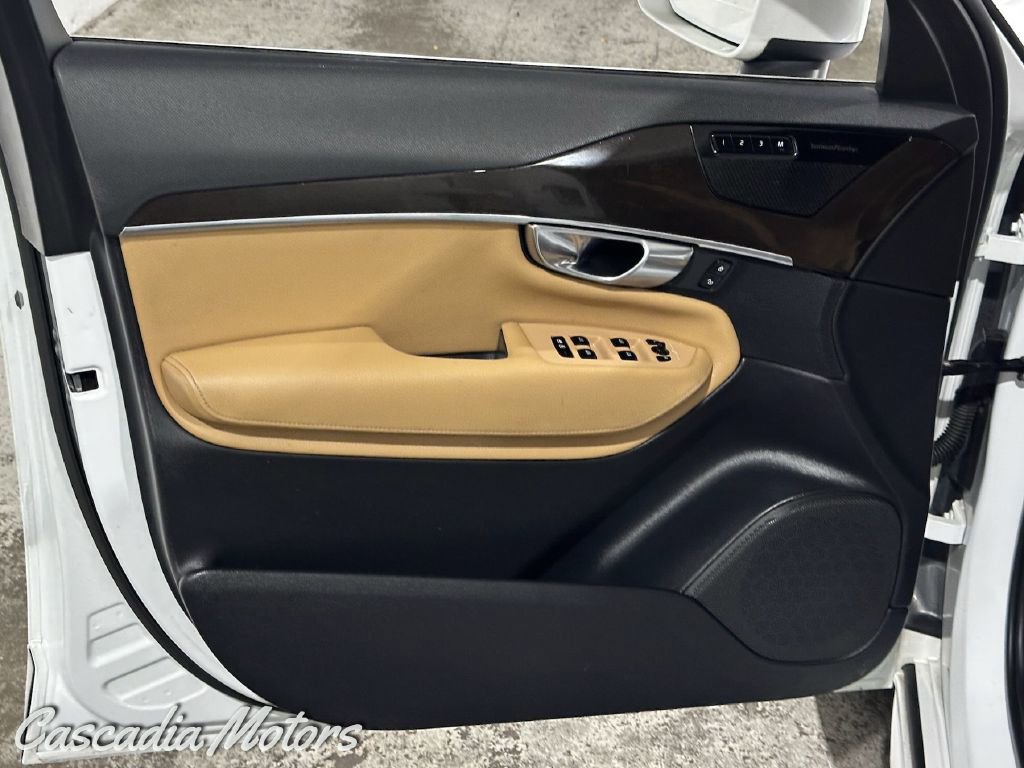 Used 2019 Volvo XC90 T6 Momentum image 22