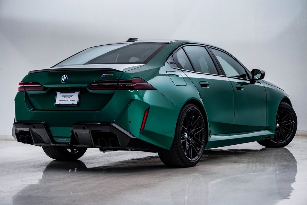 Used 2025 BMW M5 w/ Carbon Package image 10