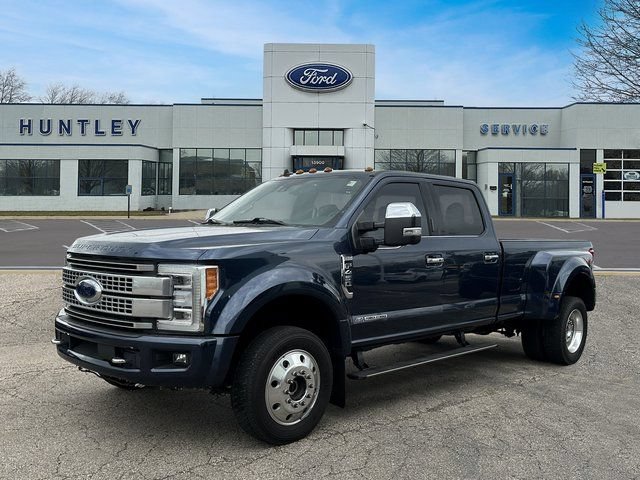 Certified 2019 Ford F450 Platinum w/ Platinum Ultimate Package AWD/4WD image 1