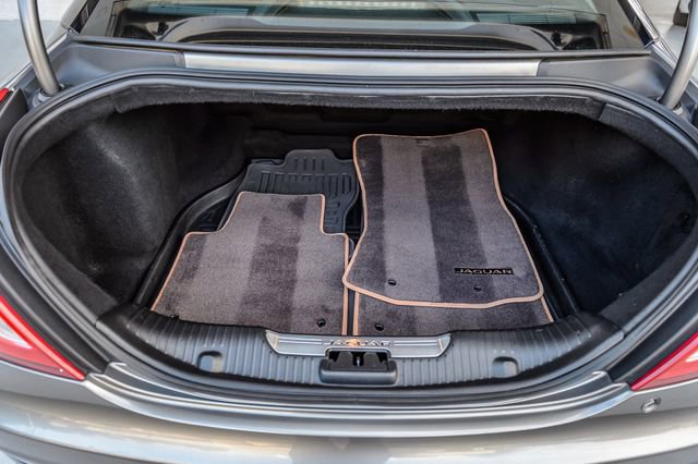 Used 2017 Jaguar XJ L Portfolio image 12