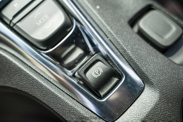 Used 2021 Chevrolet Camaro ZL1 RWD image 32