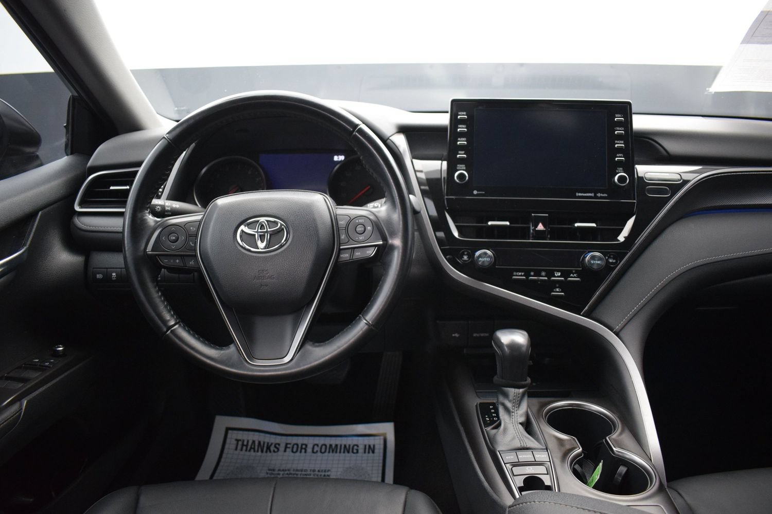 Used 2022 Toyota Camry XSE FWD image 14