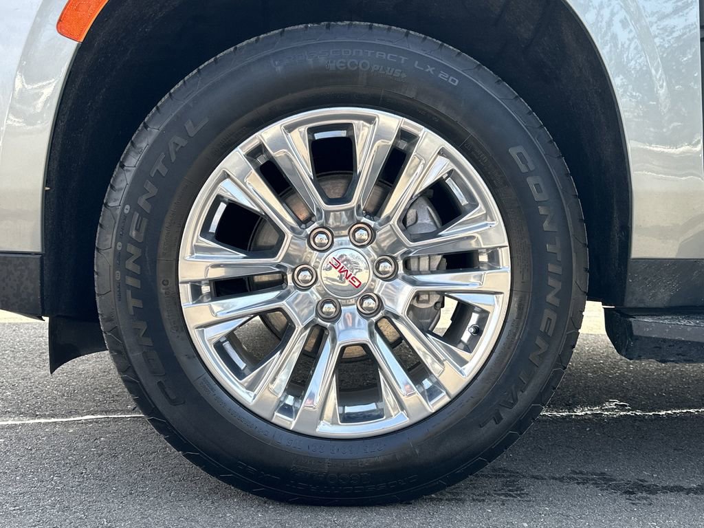 Used 2023 GMC Yukon XL Denali image 17