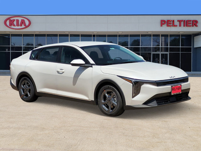 New 2026 Kia K4 FWD image 1