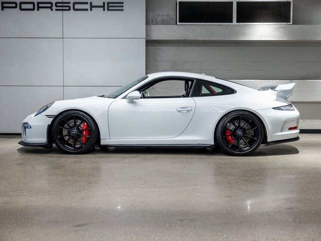Used 2015 Porsche 911 GT3 w/ Carbon Interior Package image 2