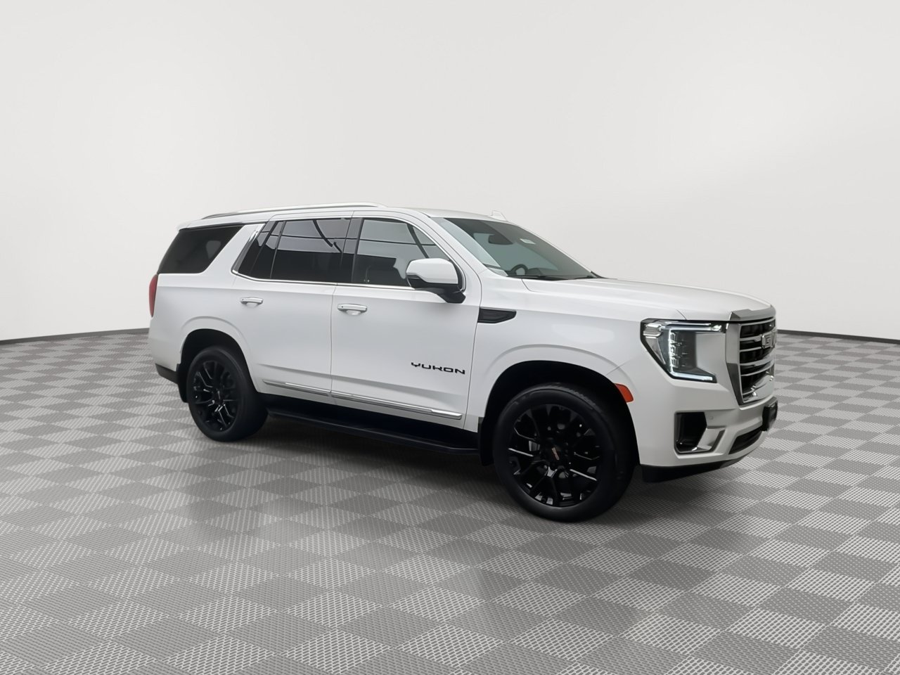 Certified 2024 GMC Yukon SLT w/ SLT Premium Package AWD/4WD image 46