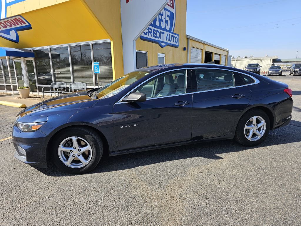 Used 2017 Chevrolet Malibu LS image 6