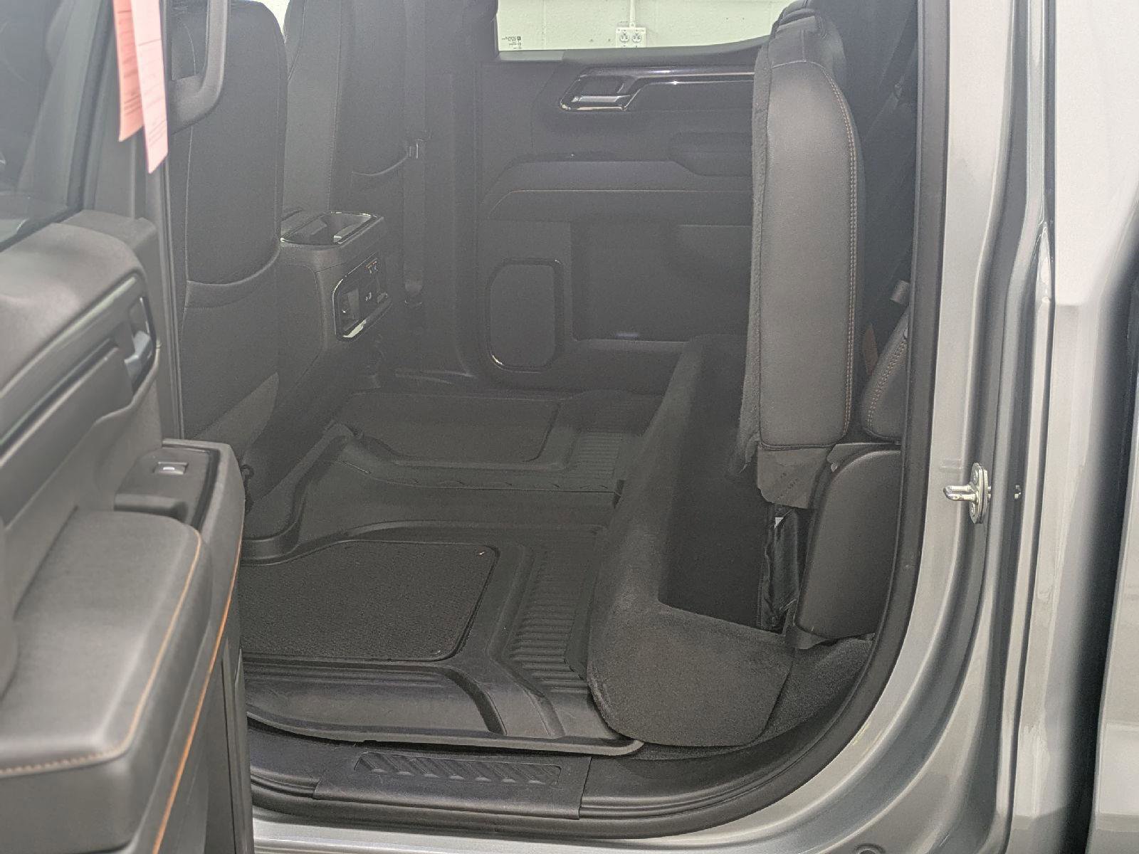 Used 2023 GMC Sierra 1500 AT4 w/ Technology Package image 13