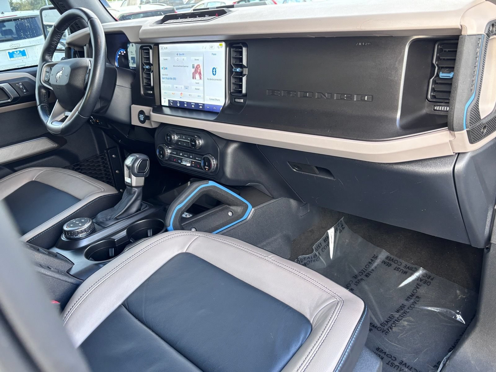 Used 2022 Ford Bronco Wildtrak AWD/4WD image 13