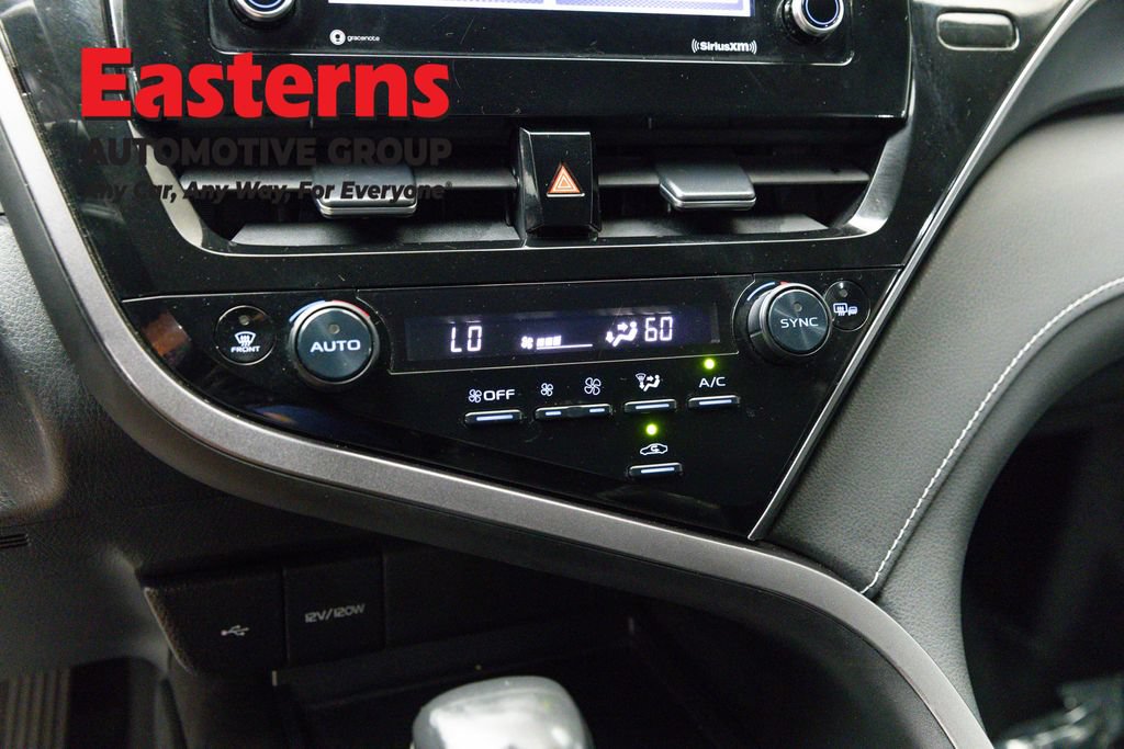 Used 2023 Toyota Camry SE FWD image 19