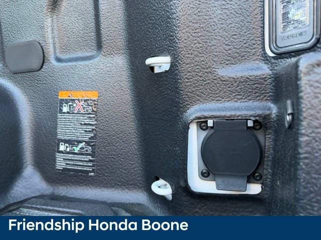 Used 2024 Chevrolet Silverado 1500 LT Trail Boss AWD/4WD image 38