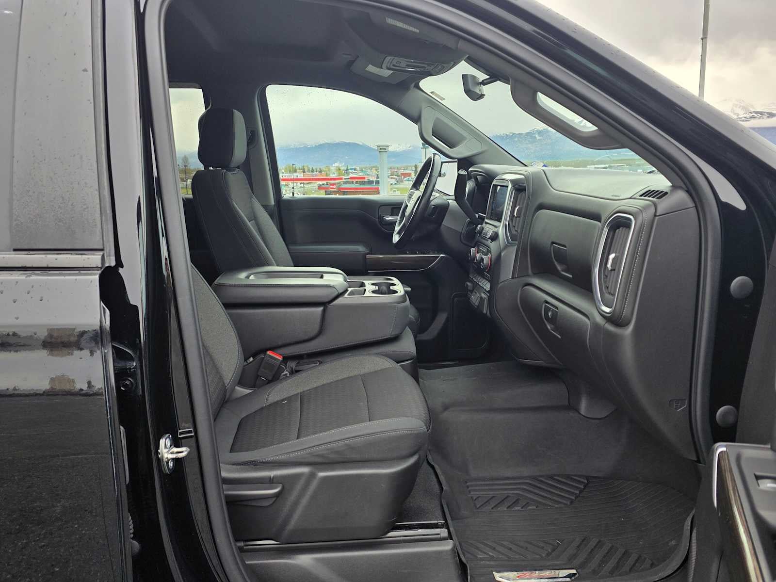 Used 2020 Chevrolet Silverado 1500 LT w/ All-Star Edition AWD/4WD image 11
