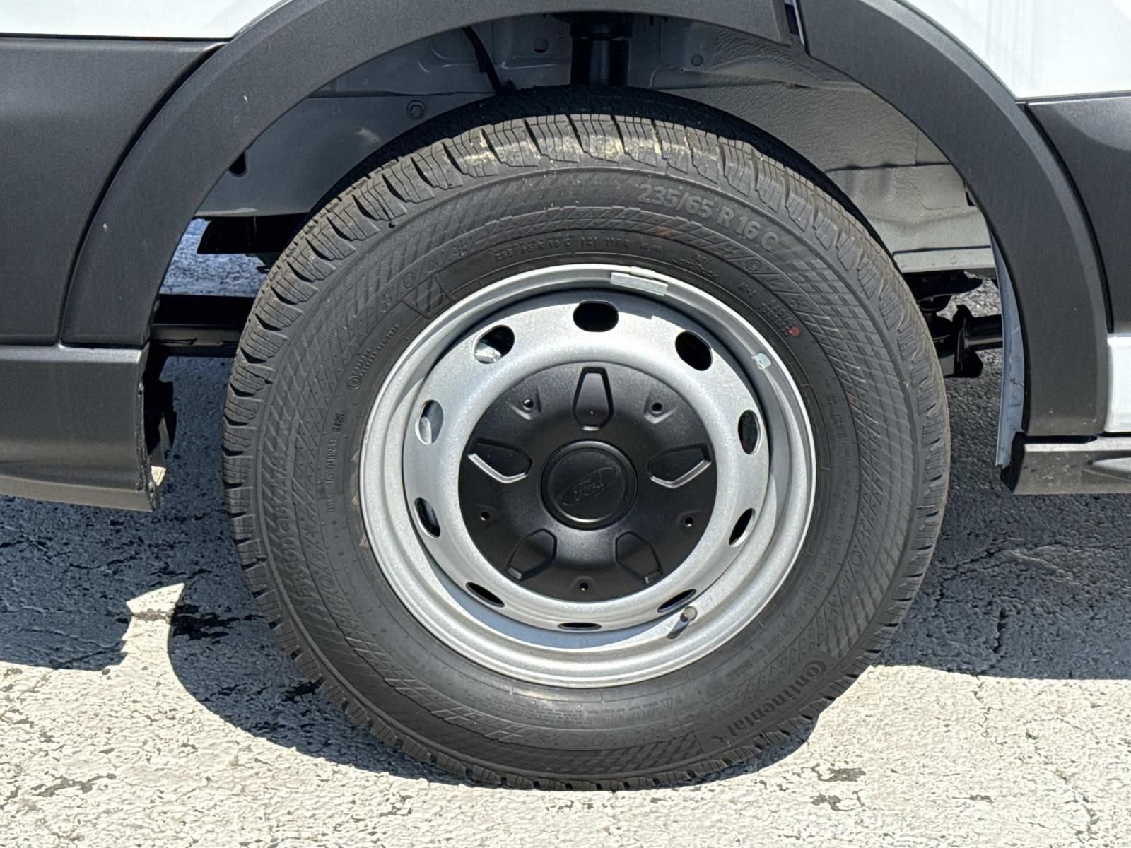 New 2026 Ford Transit 250 Low Roof w/ Load Area Protection Package RWD image 9