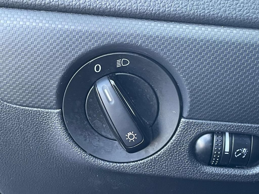 Used 2015 Volkswagen Jetta S FWD image 19