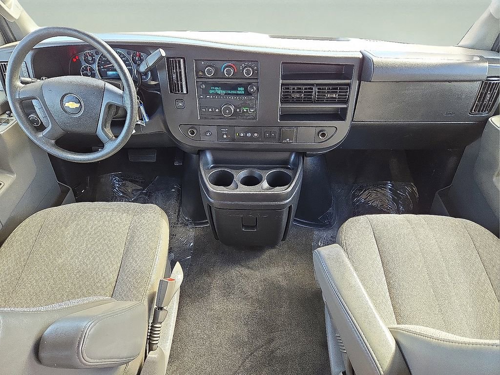 Used 2019 Chevrolet Express 3500 LT w/ LT Preferred Equipment Group image 16