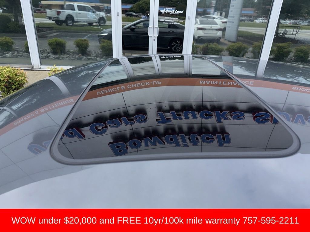 Used 2024 Hyundai Elantra SEL w/ Convenience Package FWD image 10