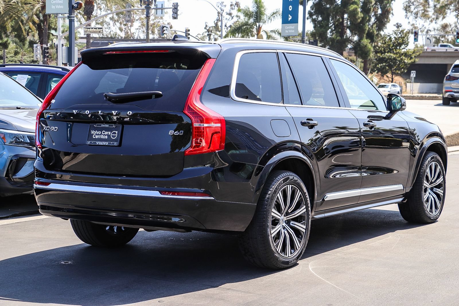 Used 2025 Volvo XC90 B6 Plus AWD/4WD image 6