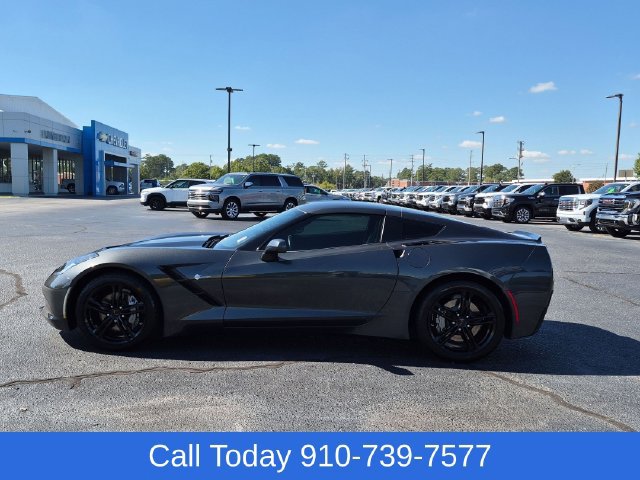 Used 2017 Chevrolet Corvette Stingray Coupe w/ 1LT RWD image 6