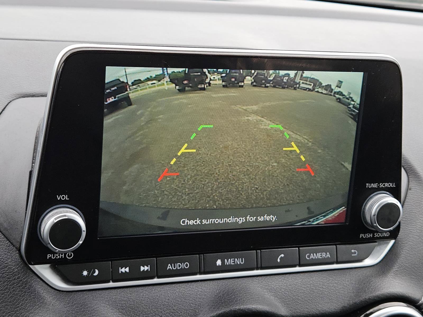 Used 2024 Nissan Sentra SV FWD image 16