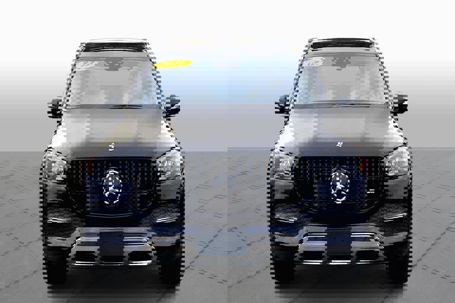 Used 2021 Mercedes-Benz GLS 450 4MATIC image 4